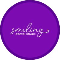 Logotipo de Smiling Dental Studio